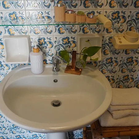 Casa Con Terrazza *
