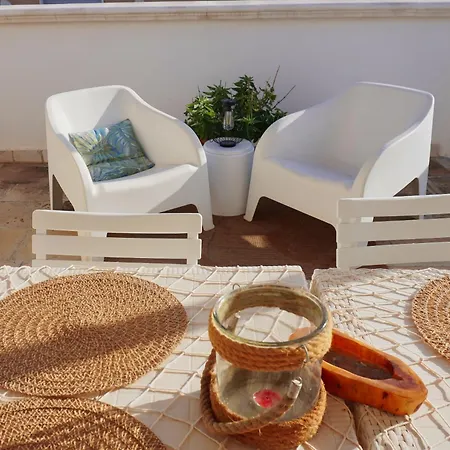 Casa Con Terrazza *